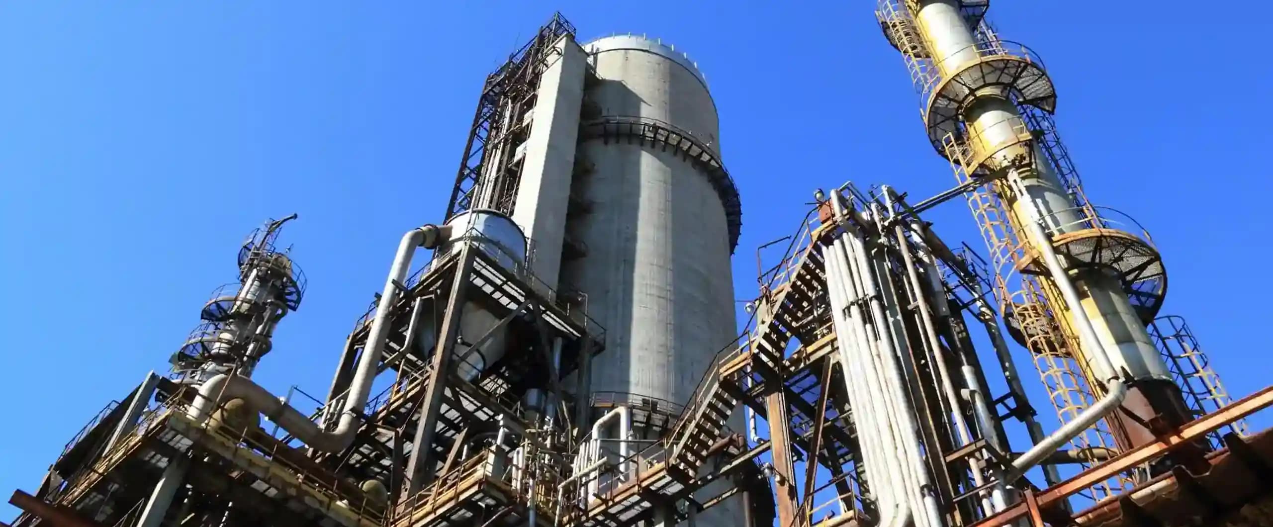 Orchestrating in-depth classification for structural complexities in oil and gas